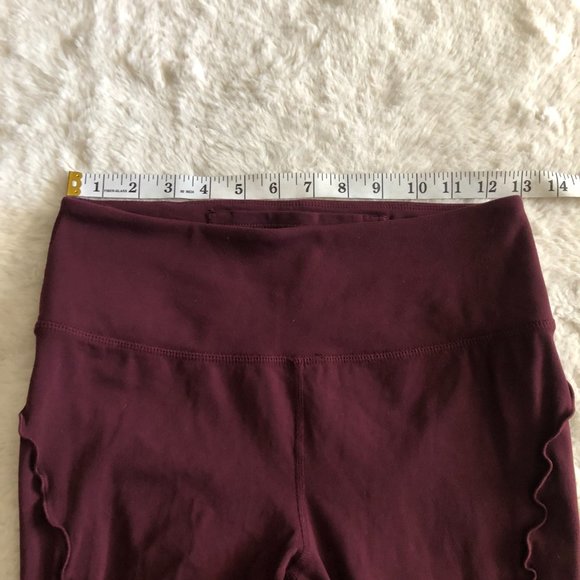 Free people movement 7/8 high rise leggings with lettuce ruffle seams size M - Picture 8 of 8